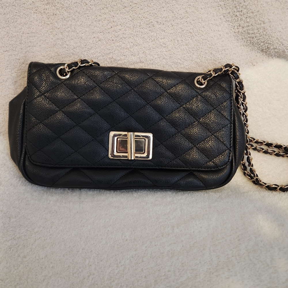 Aldo Black Quilted Chain-Trim Crossbody with Metallic Hardware